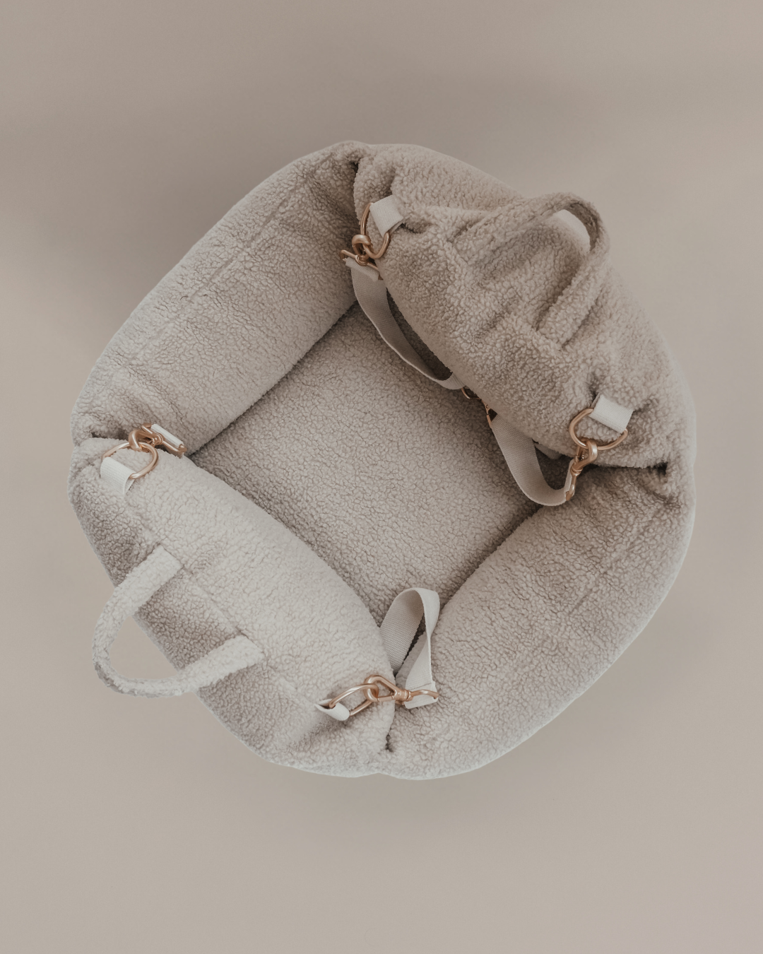 By Teddy The Cosy Dog Car Seat